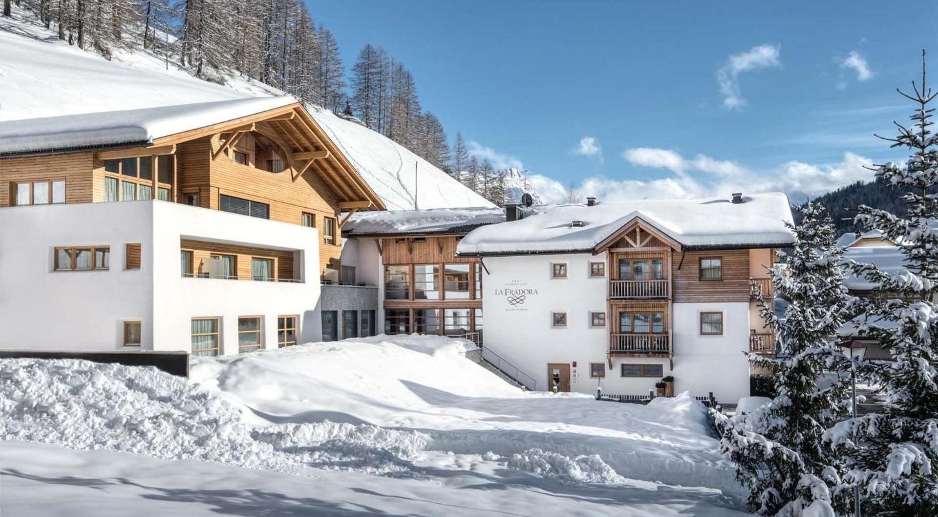Hotel La Fradora - Dolomites Hotel San Cassiano  Buitenkant foto